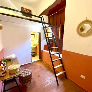Aqui Estoy Central Hotel